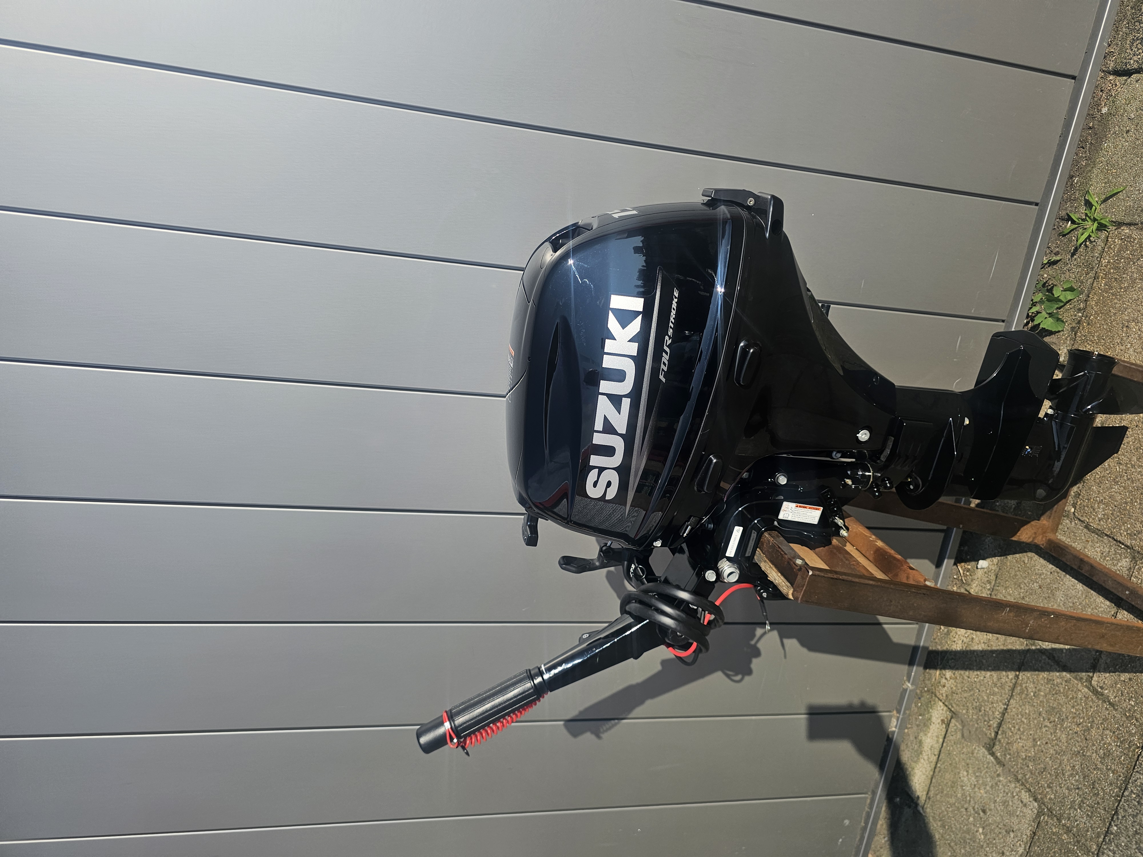 NIEUW SUZUKI 15 PK 4 TAKT